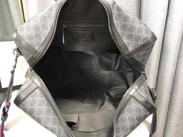 激安グッチバッグコピー着用イメージ